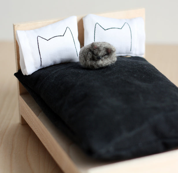 Miniature Dollhouse Cat Bed Pillows by Xenotees