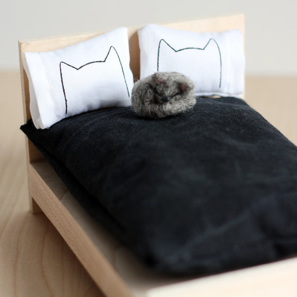 Miniature Dollhouse Cat Bed Pillows by Xenotees