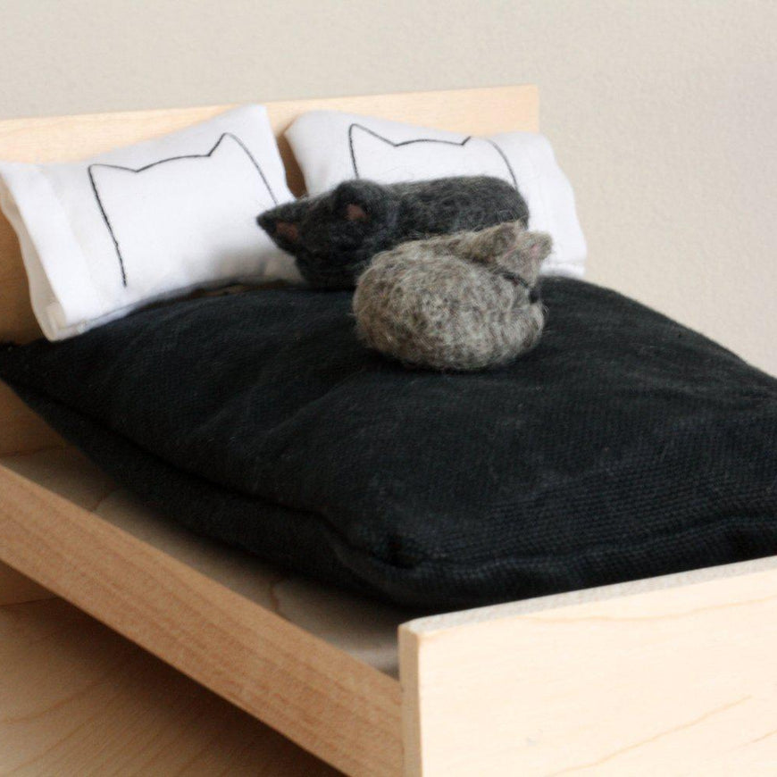 Miniature Dollhouse Cat Bed Pillows by Xenotees